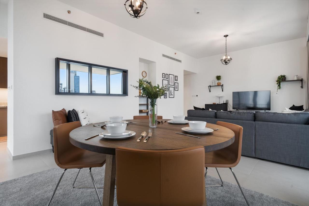 Breathtaking City Views From Dt Apt With Terrace Dubai Exteriör bild